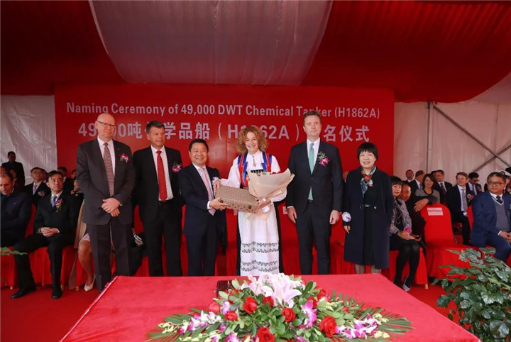 沪东1.jpg