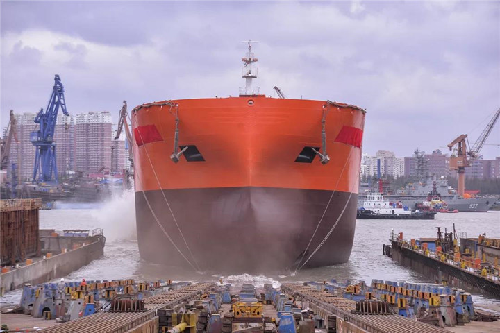 沪东中华1.jpg