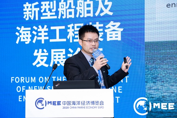 刘小峰.JPG